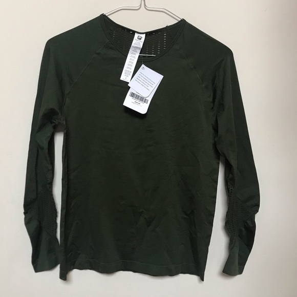 NWT fabletics olive green work out top - Picture 2 of 8